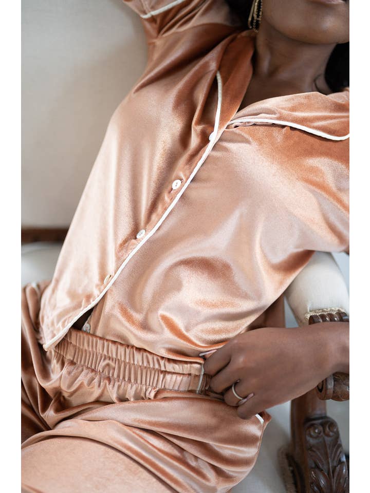 Manifiesto - Vendita all'ingrosso Completo loungewear - Donna - Set da salotto in velluto Marina Peach2