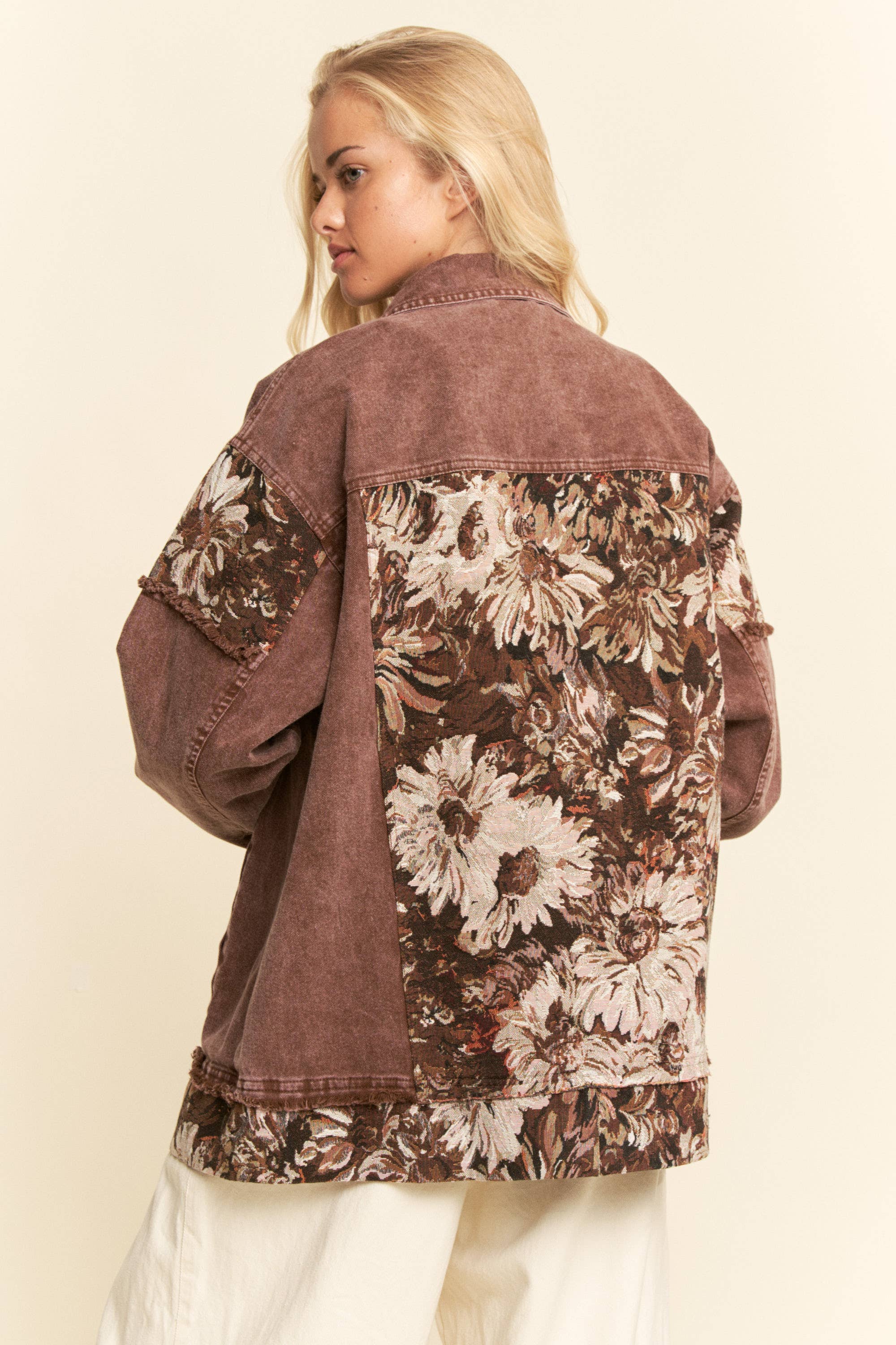 Davi & Dani - Wholesale Jacket - Women's - STONE WASHED DENIM JACQUARD PANEL MIDI JACKET16