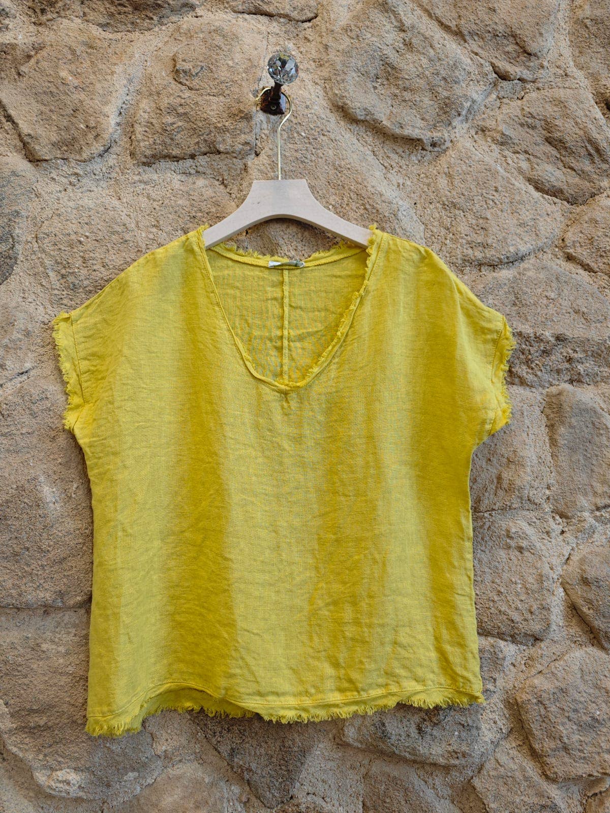 Linen & More – Blusa - Mulher por atacado – Blusa com Franjas 100% Linho REF 1199813