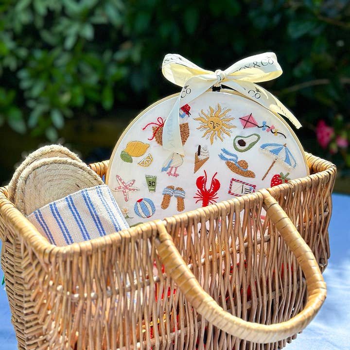 MakeBox & CO - Venta al por mayor Material para bordado/punto de cruz - 30 días de bordado con puntadas de verano4