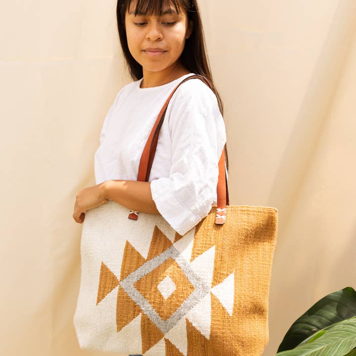 The Zapotec Weavers - Wholesale Tote Bag - Women's - Ojo de Dios Zapotec Handbag1