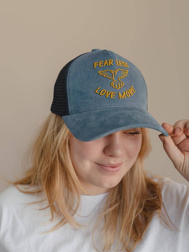 Chapéu: Tema menos Ame mais por atacado de Jenessa Wait