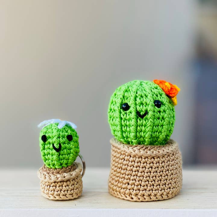 Anh2 LTD - Vente Décorations de table - Mini cactus en pot - Plante au crochet Amigurumi - Cadeau fait main2