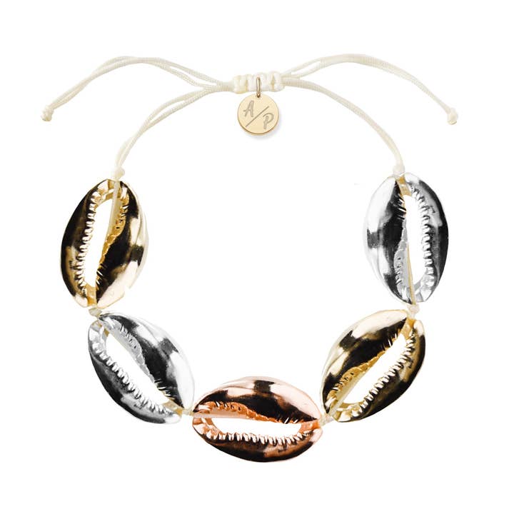 Bracelet Sleek Shells - Tricolore pour la vente par Adriana Pappas Designs