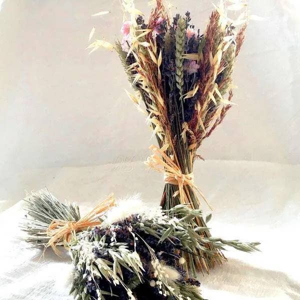 Château de la Gabelle - Wholesale Dried/Pressed Flowers - Bouquet of dried flowers1