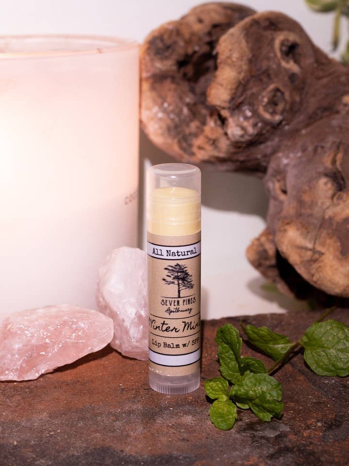 Baume à lèvres Winter Mint - Baume à lèvres à la vanille - Baume à lèvres SPF-Mint pour la vente par Seven Pines Apothecary