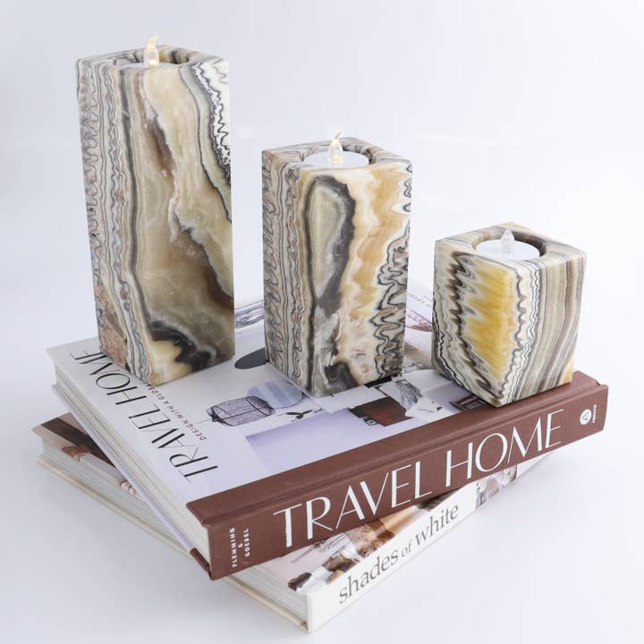 Lot de 3 porte-bougies en onyx/calcite mexicain motif zébré jaune et noir pour la vente par Mi Esperanza Minerals