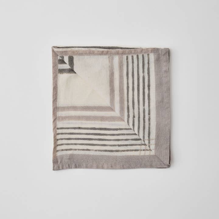 Tell Me More - Wholesale Dinner & Cloth Napkin - Ella napkin - grey checkered0