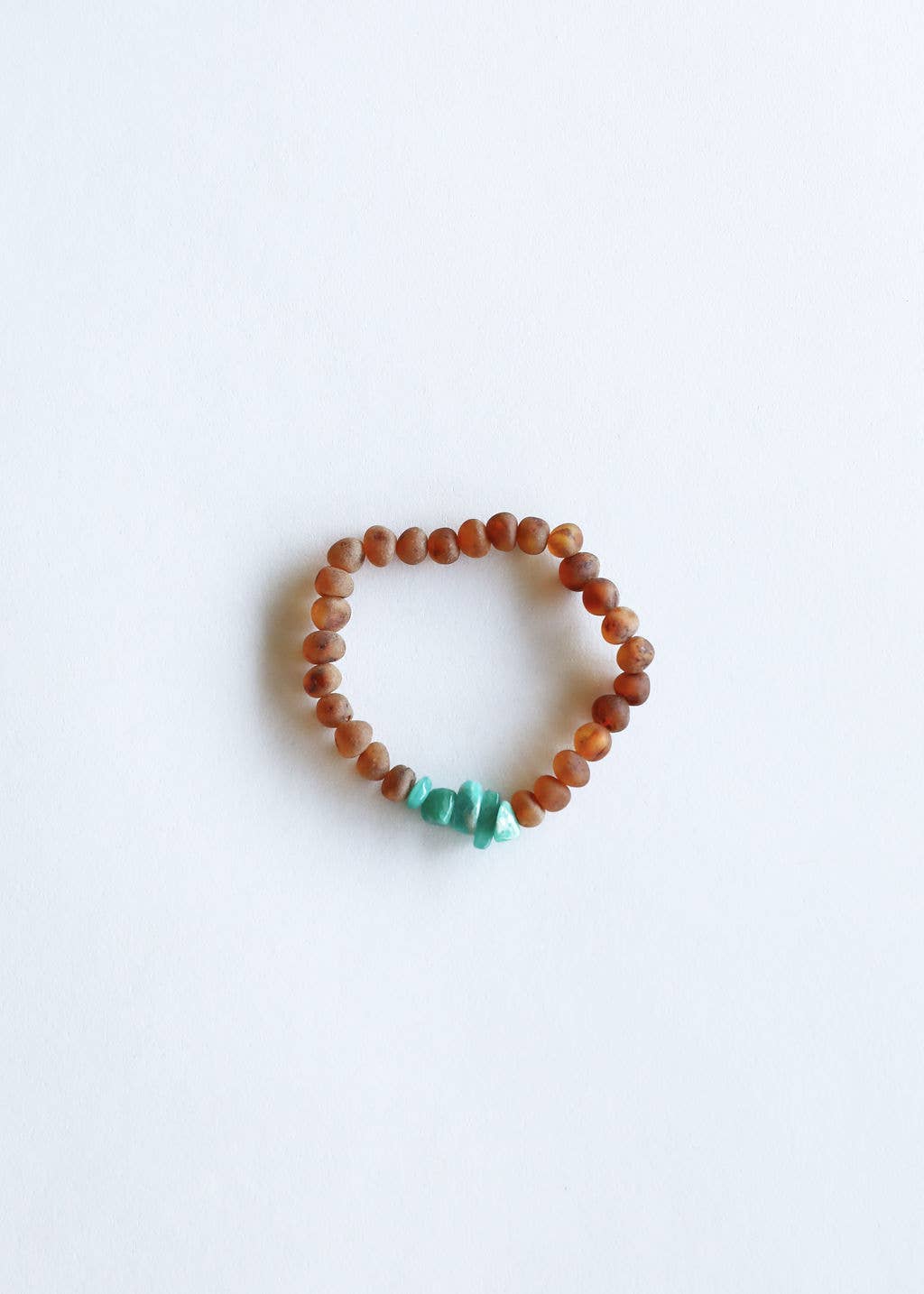 CanyonLeaf – Großhandel Perlenarmband – Erwachsene: Roher baltischer Bernstein + Roher Amazonit || Stretch-Armband1