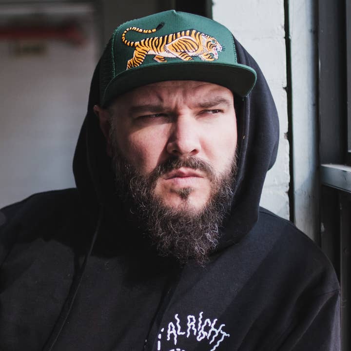 Stuntin Goods - Wholesale Trucker Hat - Unisex - Tiger Trucker Hat8