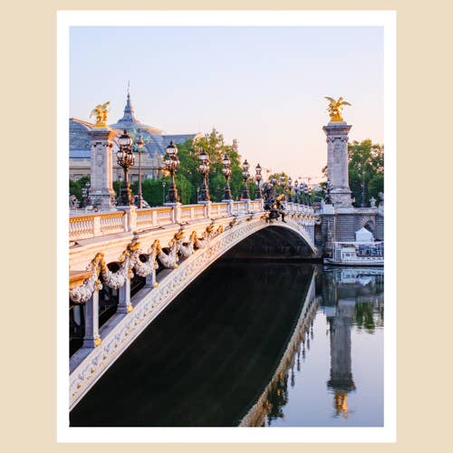 Parijse kunstdruk (11x14): Gouden zonsopgang, Pont Alexandre III voor wholesale door Charlotte to Paris