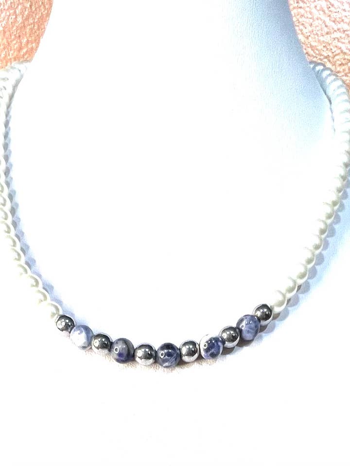 Colar Minimalista Sodalite Gemstone & Vidro por atacado de Beaded Vision Jewelry