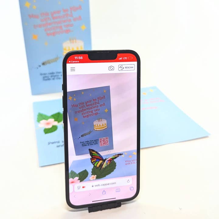 Live Invites - Vente Cartes d'anniversaire - Joyeux anniversaire - Papillon arc-en-ciel 3D3