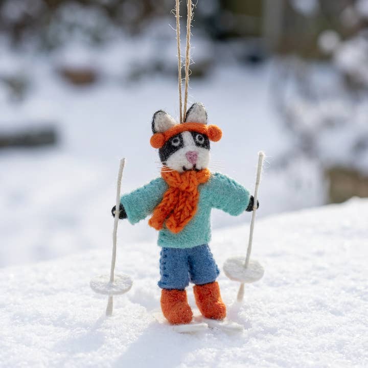 Décoration de Noël Chat Skieur Félin Alpin en Feutre Fait Main pour la vente par Felt So Good