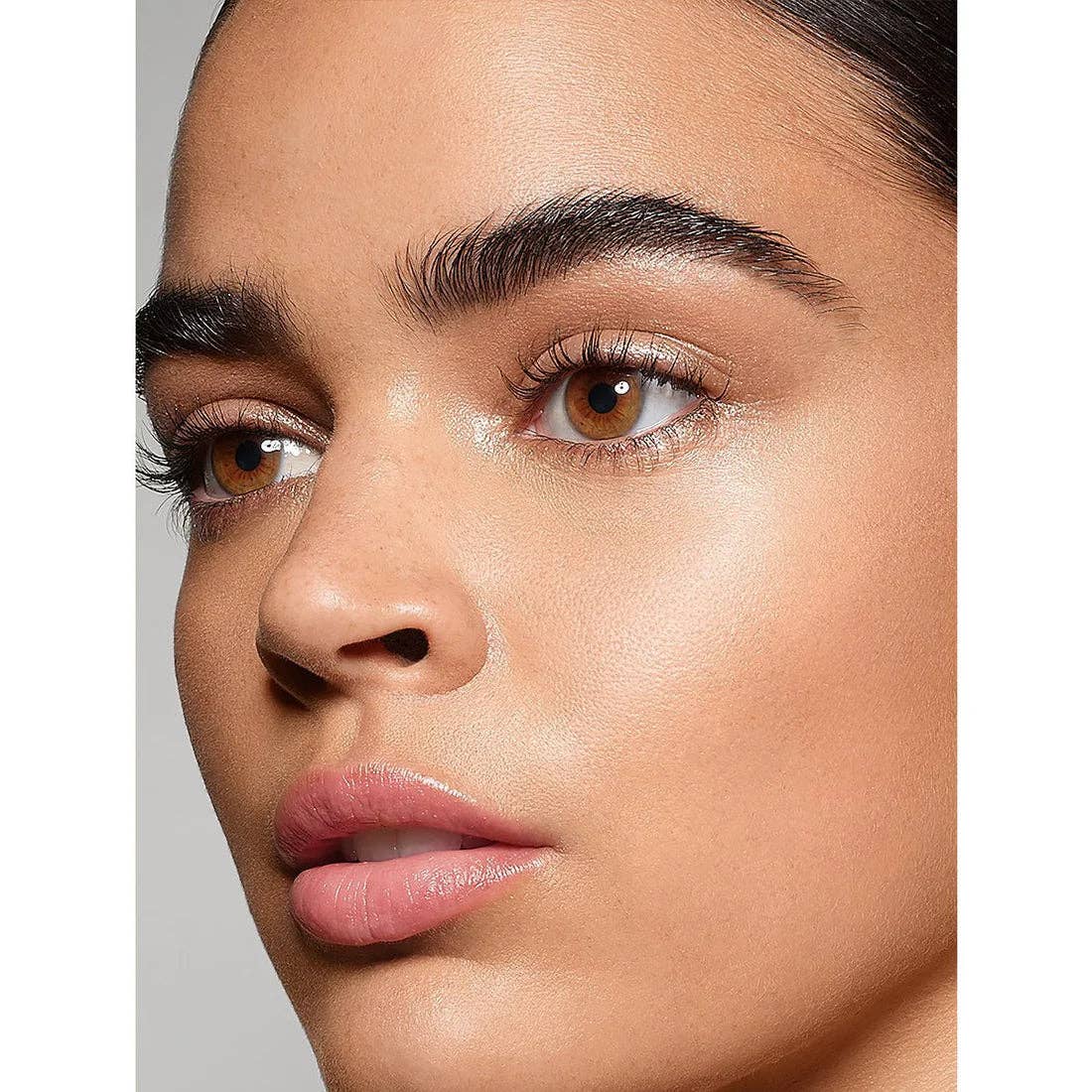 Beauty Goddess – wholesale Face concealer – Pat McGrath Labs Skin Fetish: Sublime Perfection Concealer LM 13 (Light Medium w/ Yellow neutral undertones), 5ml2