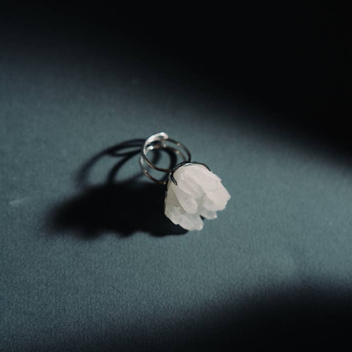 PHOEBE´S - Wholesale Cocktail/Statement Ring - Anillo de Cuarzo Cristal Natural | Ajustable en Plata o Oro6