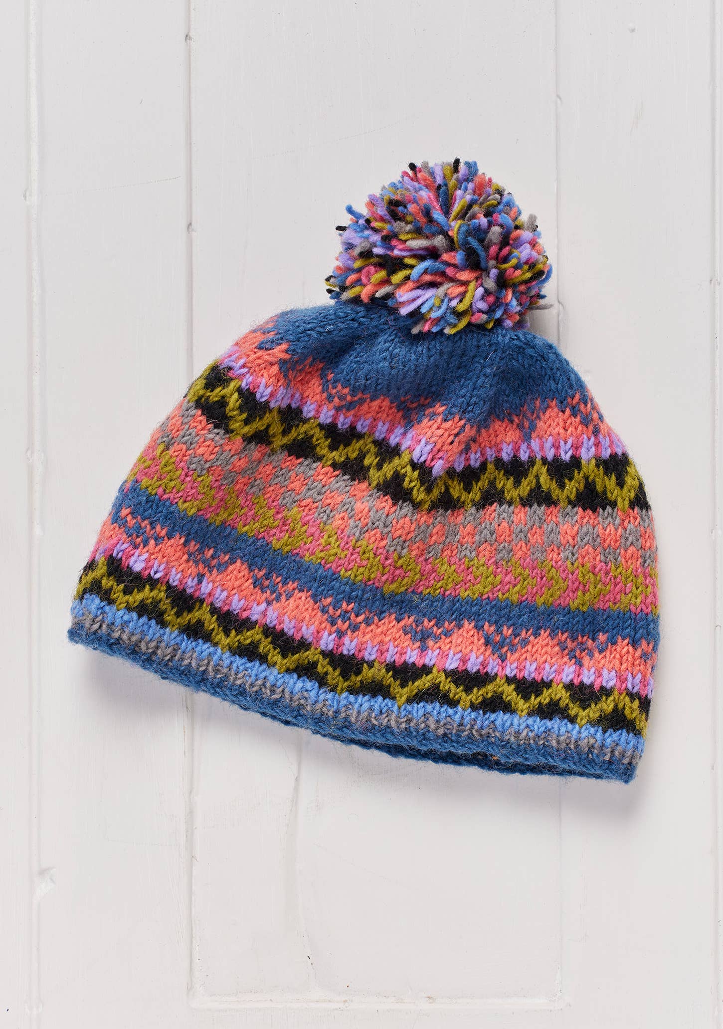 Namaste – wholesale Beanie – Women's – Namche Pompom Beanie Hat, handknit, fleece lined0