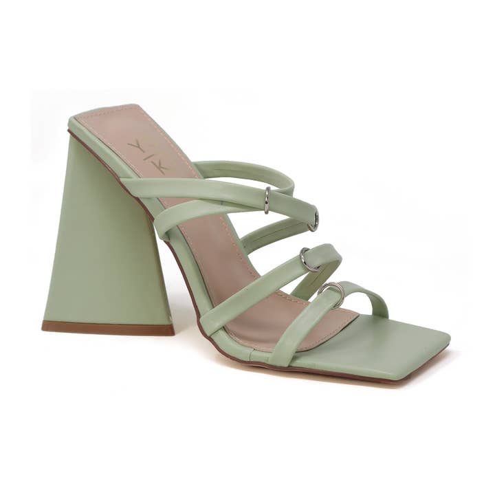 Sandália feminina Yoki MILLER-05 com bico quadrado aberto por atacado de Yoki Fashion
