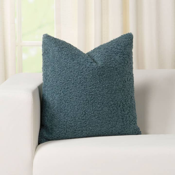 Siscovers - Wholesale Throw/Decorative Pillow - Siscovers Tiffany Aegean Boucle Textured Throw Pillow
