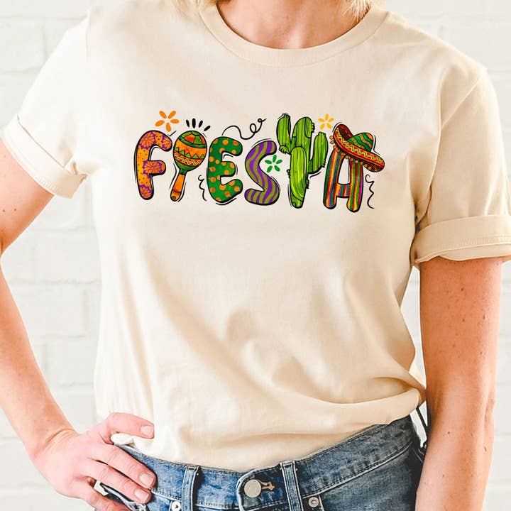 T-shirt graphique Festive Fiesta Party pour la vente par Select Apparel