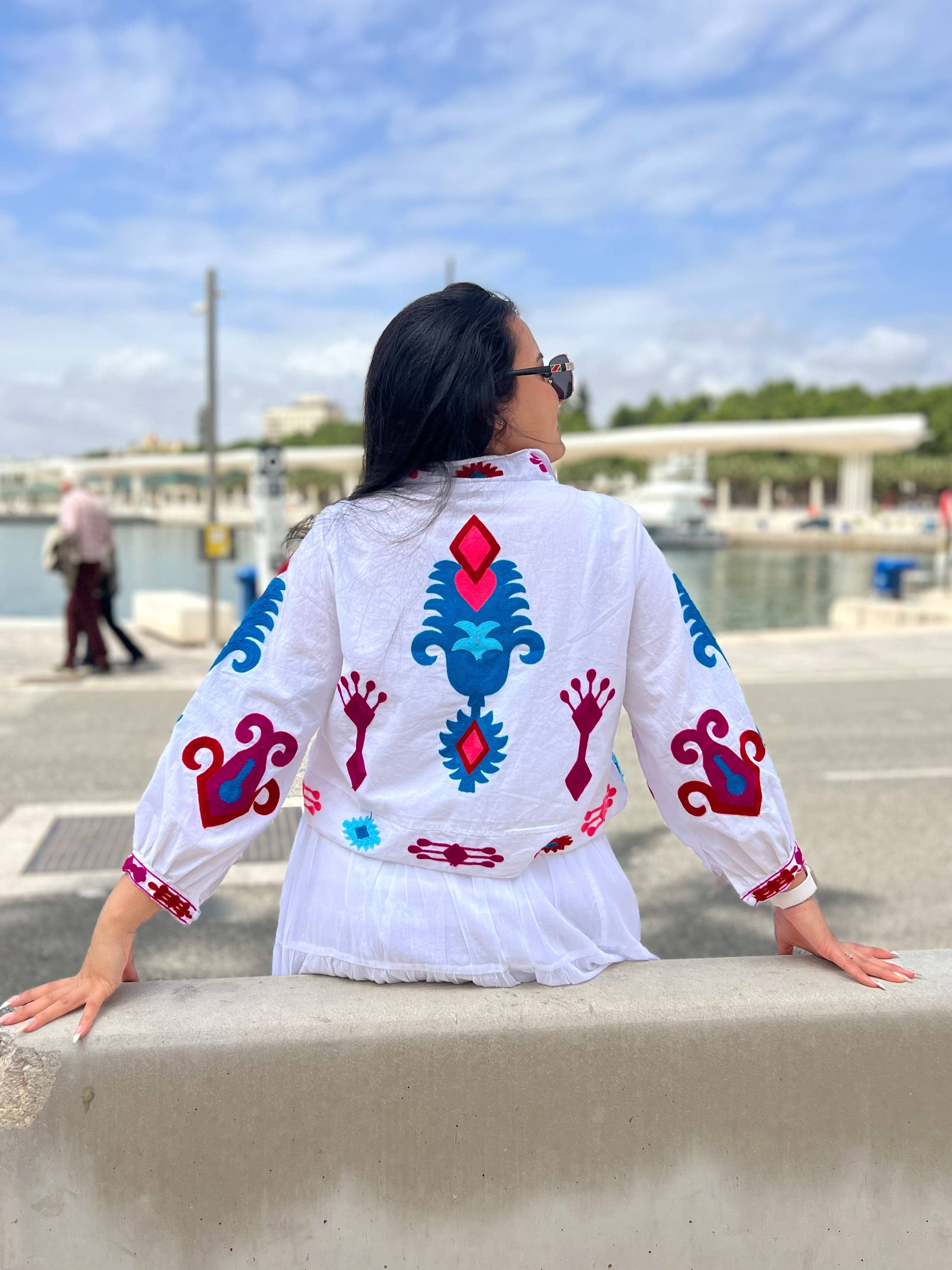 Kinomy - Wholesale Jas - Dames - Handgemaakte geborduurde katoenen bolero's (set van 4)6