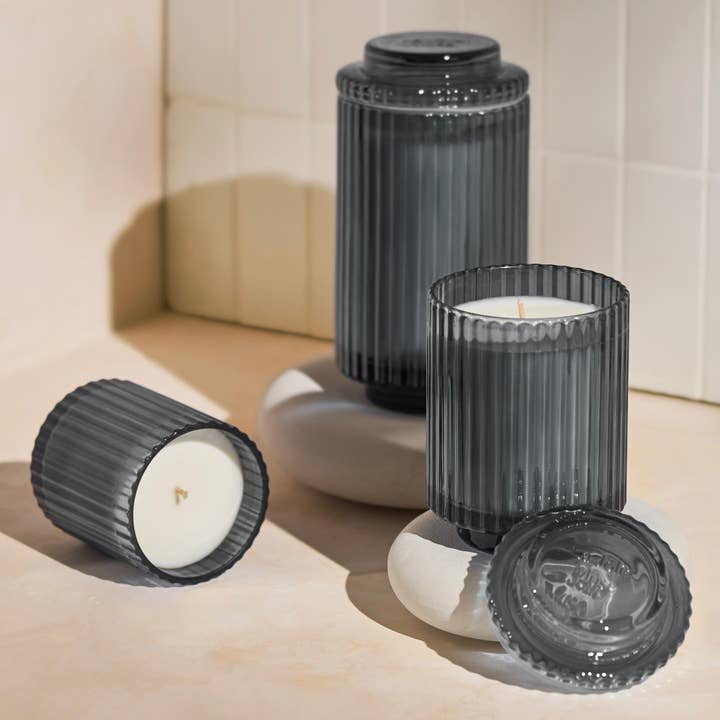 La Jolie Muse - Wholesale Jar/Filled Candle - Scented Candle - Hey Baies - 11oz | La Jolie Muse1