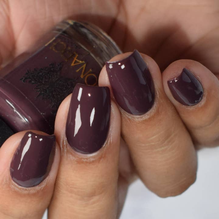 Gekruide mahonie voor wholesale door Monarch Lacquer