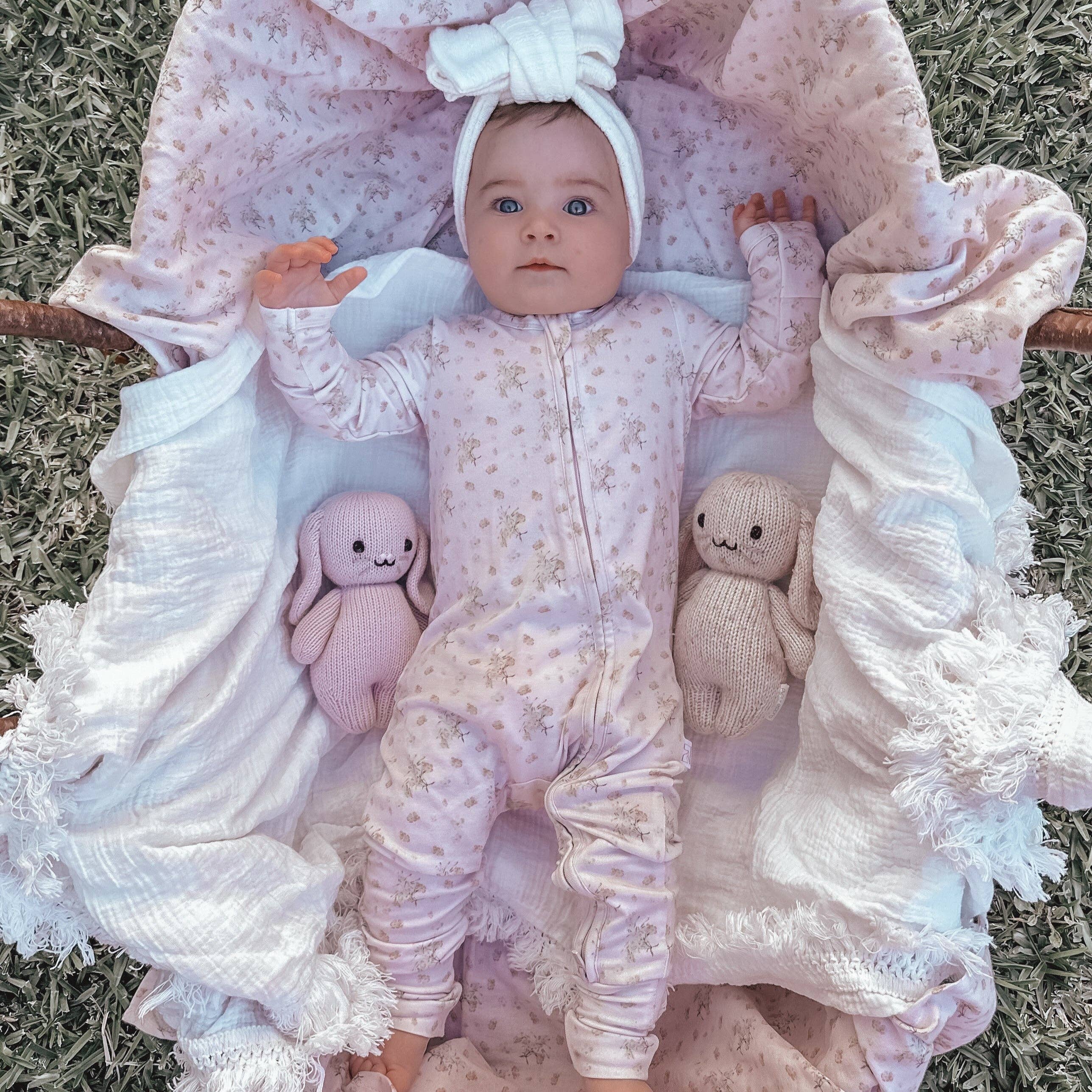 Elke & Indigo - Wholesale Bodysuit (Footed) - Baby - Bamboo/Organic Cotton Florence Onesie - Lilac Bouquet2