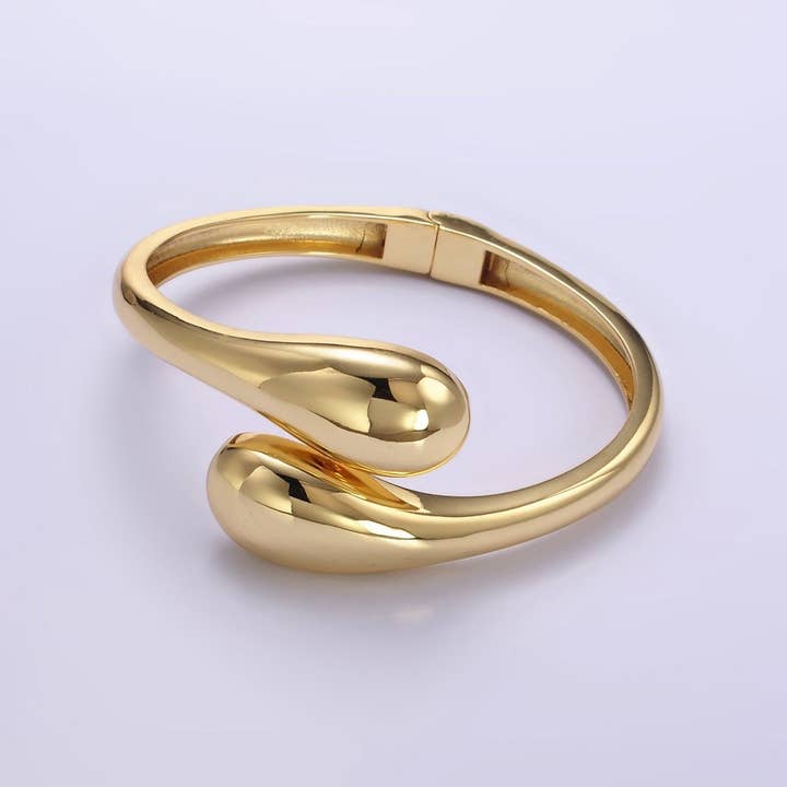 Pulseira Minimalista com Duplo Pendente em Ouro 24K Revestido | WA-2519 por atacado de Aim Eternal