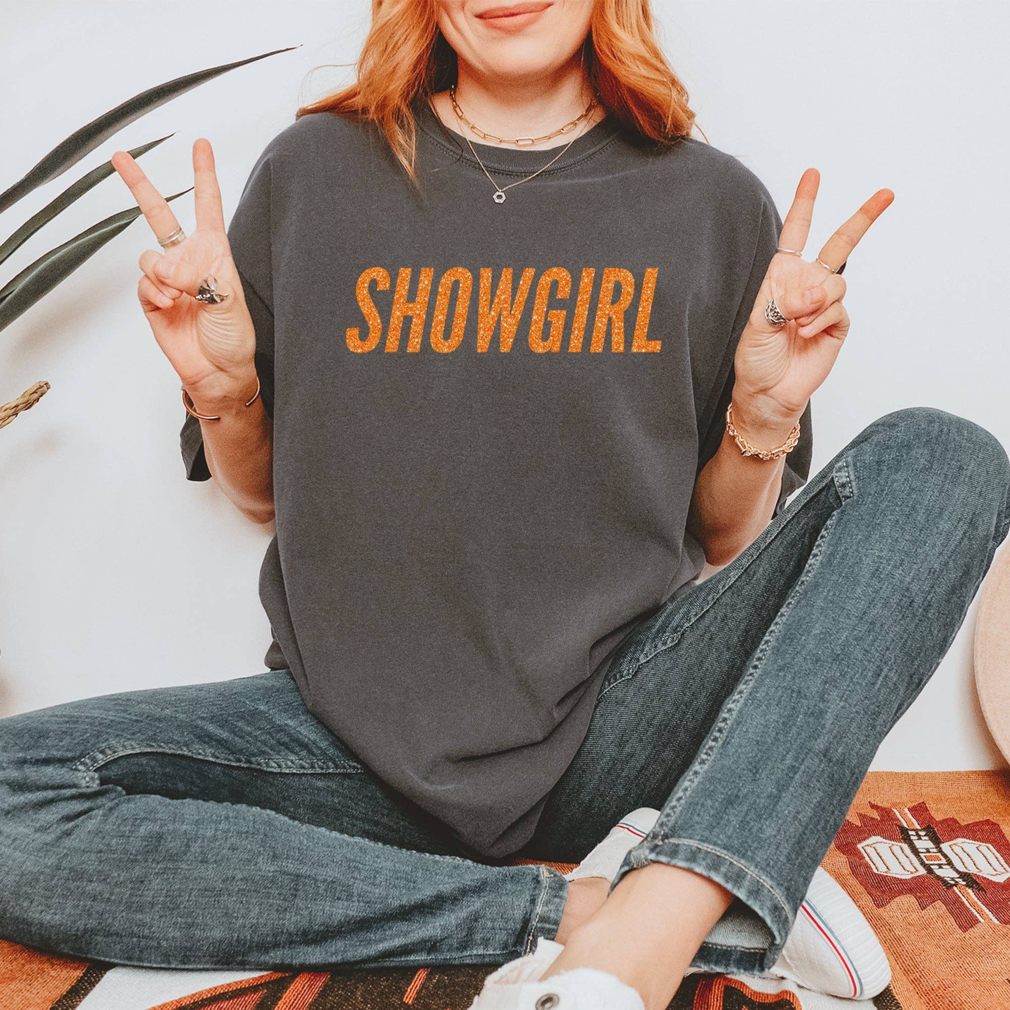 Expression Tees - Vente T-shirt sérigraphié – femme - T-shirt unisexe vintage doux à paillettes orange Showgirl37