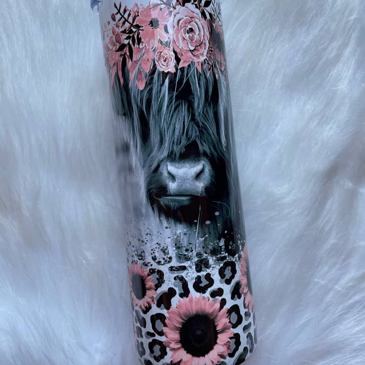Blackrockcreations - Wholesale Geïsoleerd drinkgerei - Highland cow floral 20oz beker met deksel en rietje