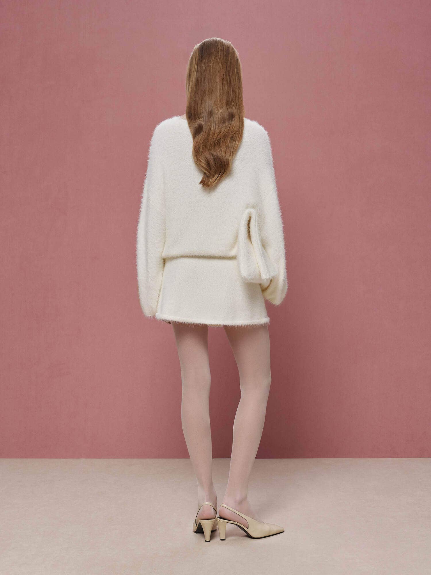 Nenya Fashion Limited - Wholesale Knit Sweater - Women's - Oversized Fluffy Yarn Sweater - Noel4