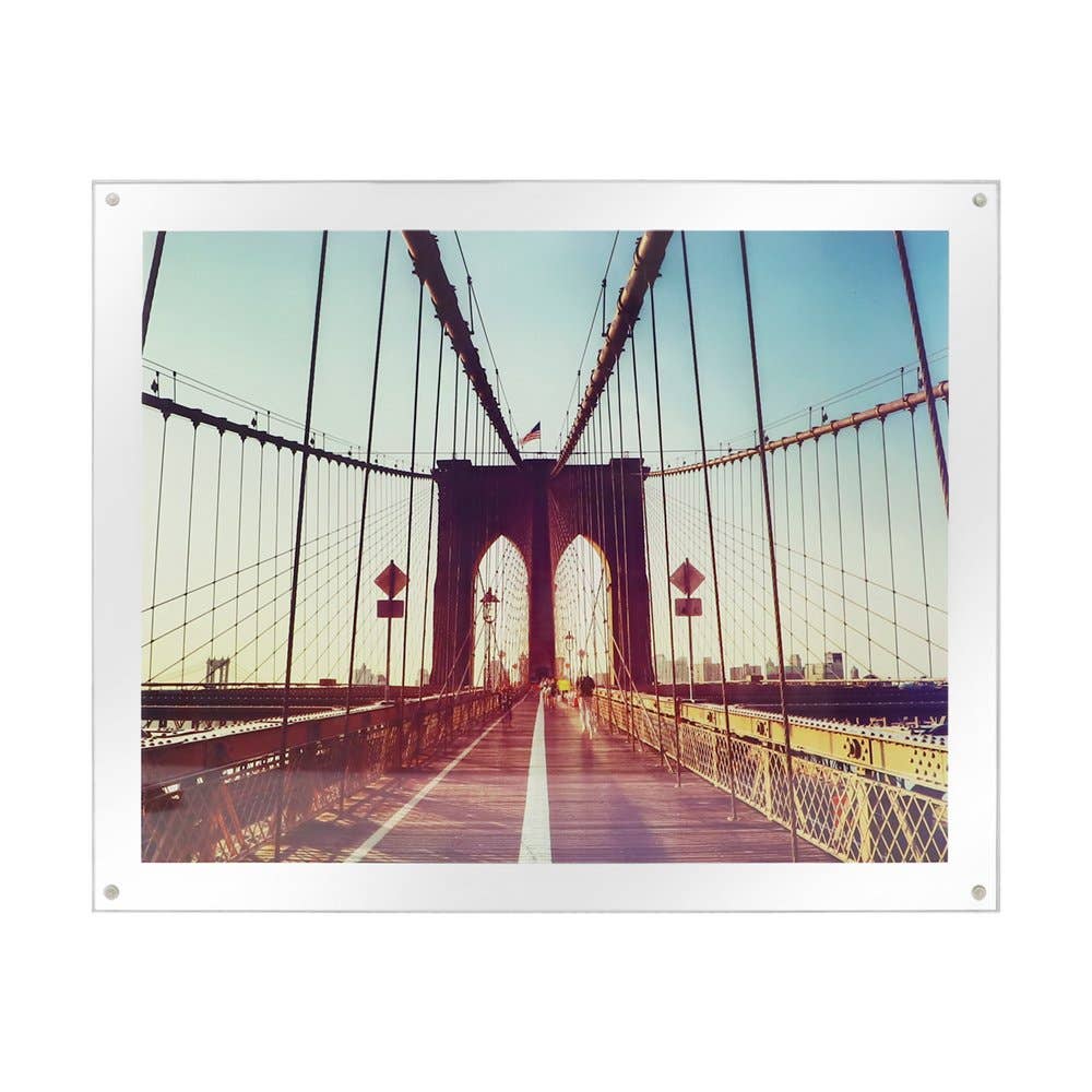 Isaac Jacobs International – wholesale Picture frame – Isaac Jacobs Wall-Mountable Clear Acrylic Picture Frame0