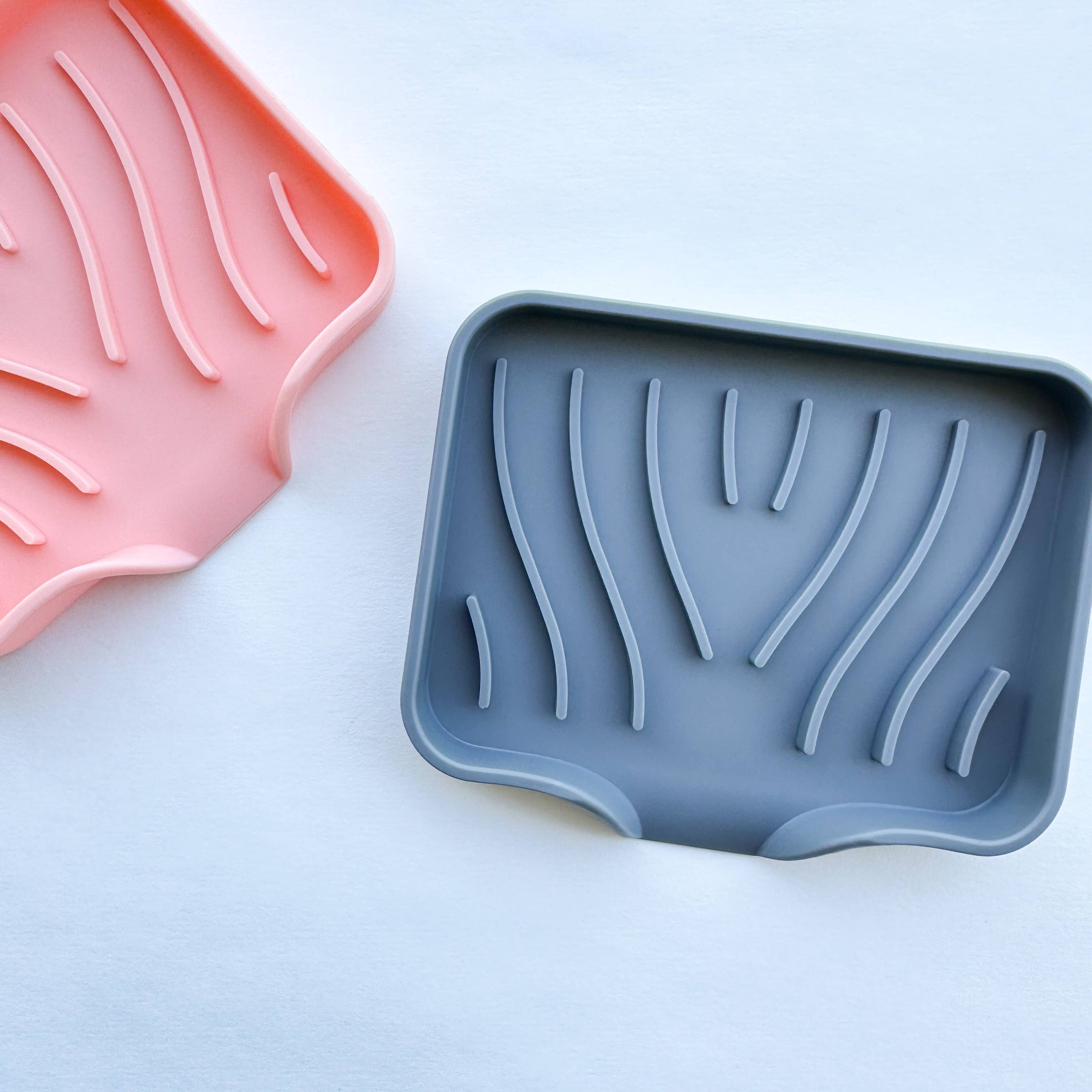 Smile Boutiques - Wholesale Bath Soap Dish - Reusable Silicone Soap Dish - Eco Friendly Soap Holder7