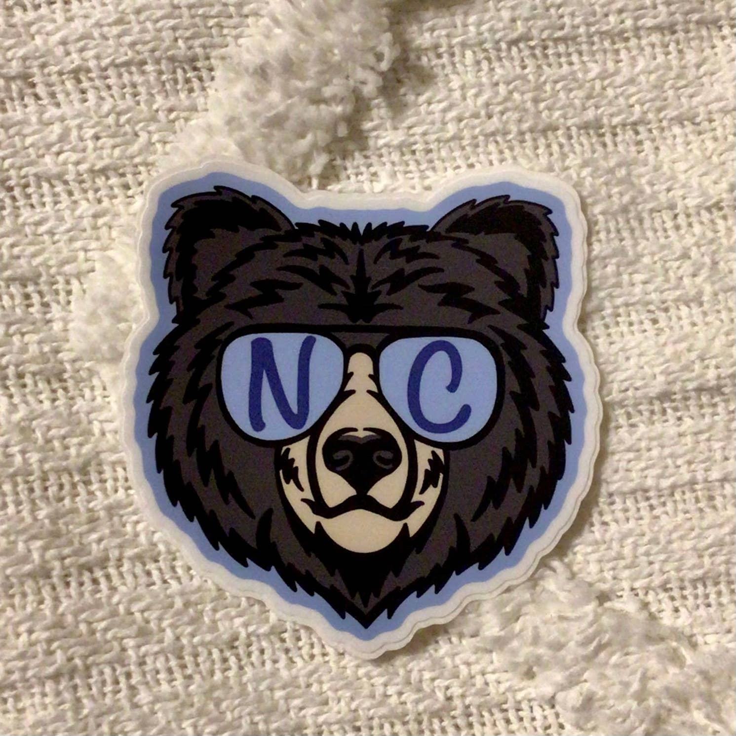 ON THE GO Studio - Wholesale Sticker - North Carolina Black Bear Sunglasses Sticker1