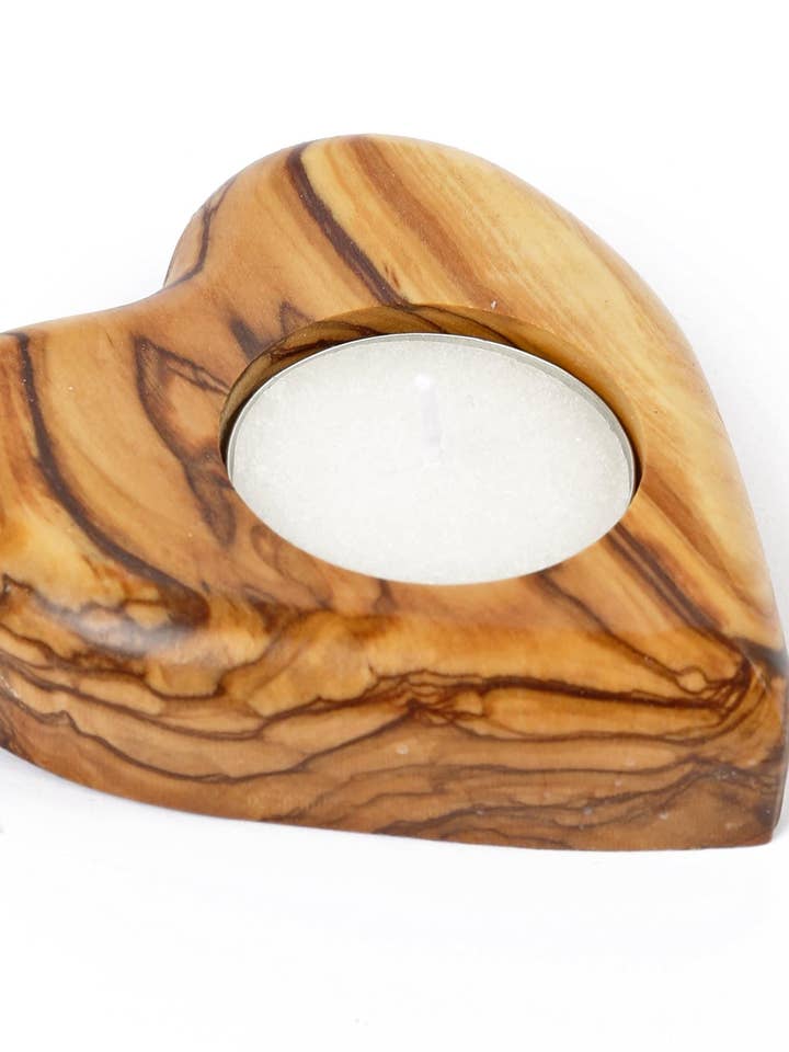 Bougeoir en bois d'olivier_ Photophore en forme de cœur pour la vente par Holyland Artisans