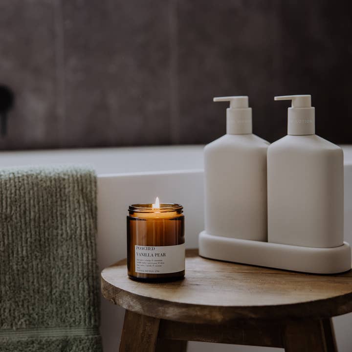 Lumiere Chandlery - Wholesale Jar/filled candle - Poached Vanilla Pear Scented Candle2