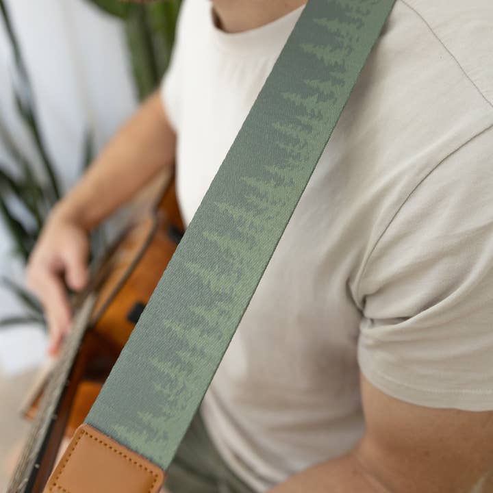 Gitarrrem - Pinetree för wholesale av Wildtree