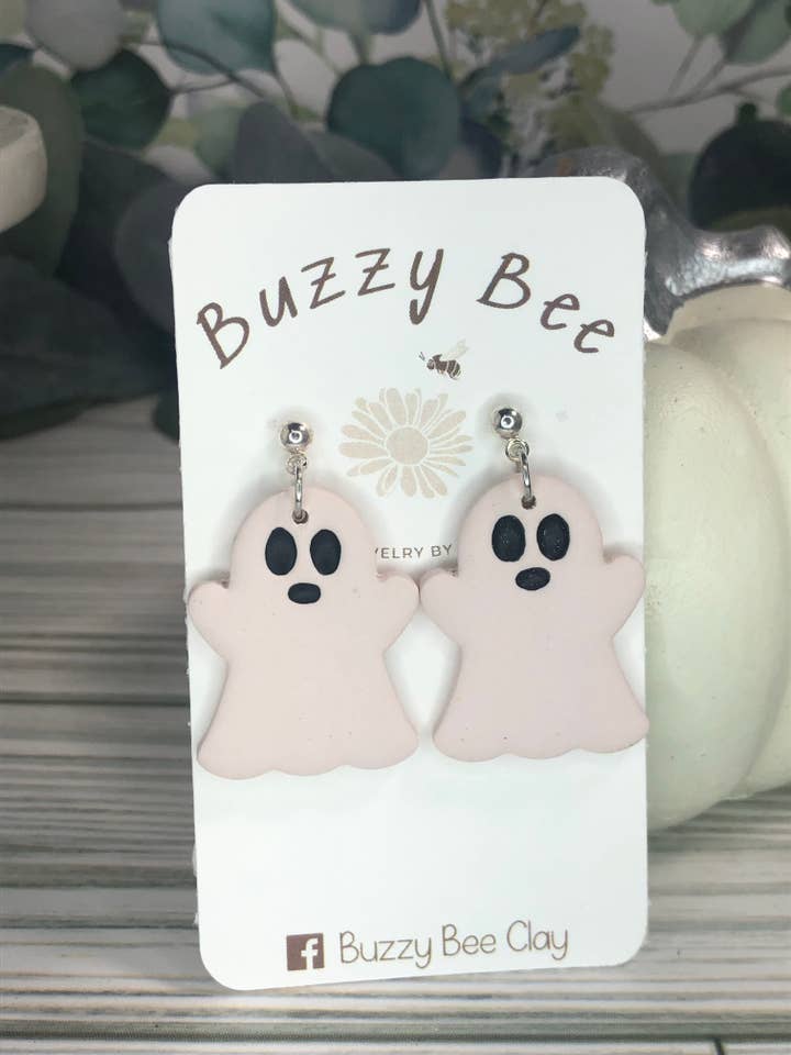 Pendentifs White Ghost pour la vente par Buzzy bee clay