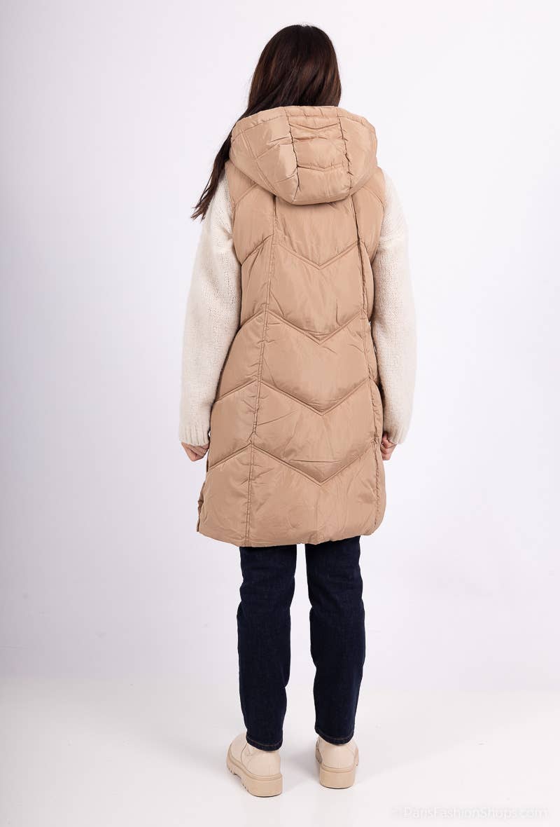 Saturne Paris - BIG SIZE EXCLUSIVE - Wholesale Outerwear Vest - Women's - Quilted Sleeveless Puffer Vest - Plus Size TG5823