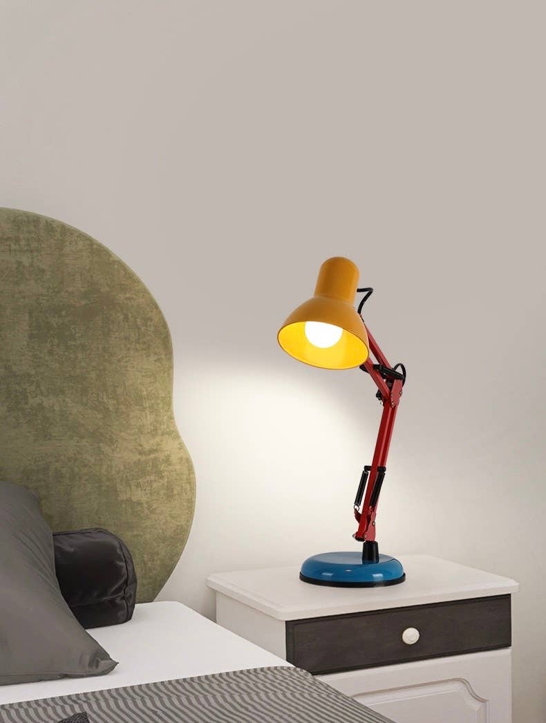 INSPECIAL HOME - Wholesale Accent/Desk Lamp - Memphis Retro Metal Table Lamp Case Of 62