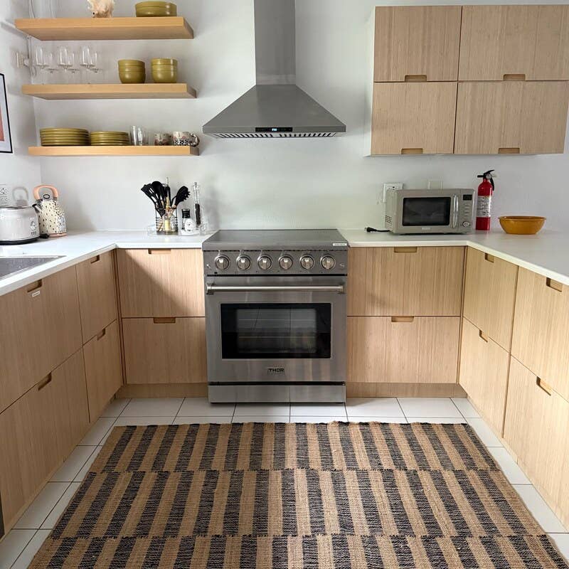 Aesthetic Homes LLC - Wholesale Area Rug - Natural Jute Black HandWoven Geometric Boho Modern Rug TN-59