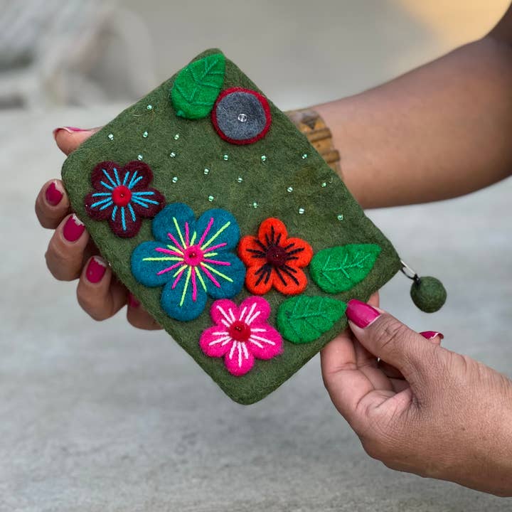 Lungta Imports - Wholesale Coin Purse - Women's - Felted Floral Coin Purse, Kids Pouch, Makeup Pouch13