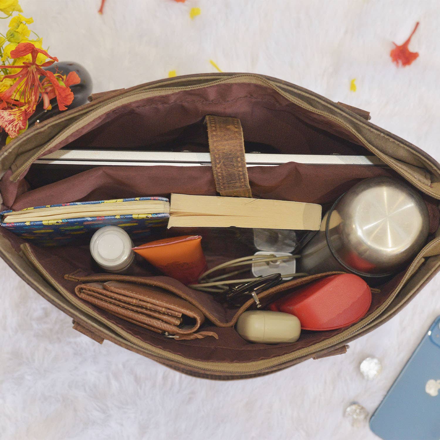 Hopofly Bags - Wholesale Laptop bag – Unisex - Canvas Rug Leather Grammy Box Office Tote Cum Laptop Bag3