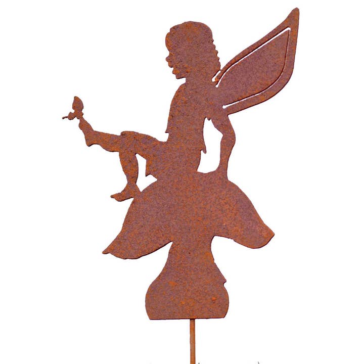 Älva på svampplockning för wholesale av Elegant Garden Design