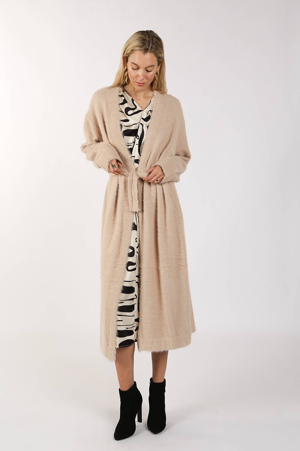 Beulah Style - Wholesale Robe - Women's - Fuzzy Alpaca  Maxi Robe
MC41471