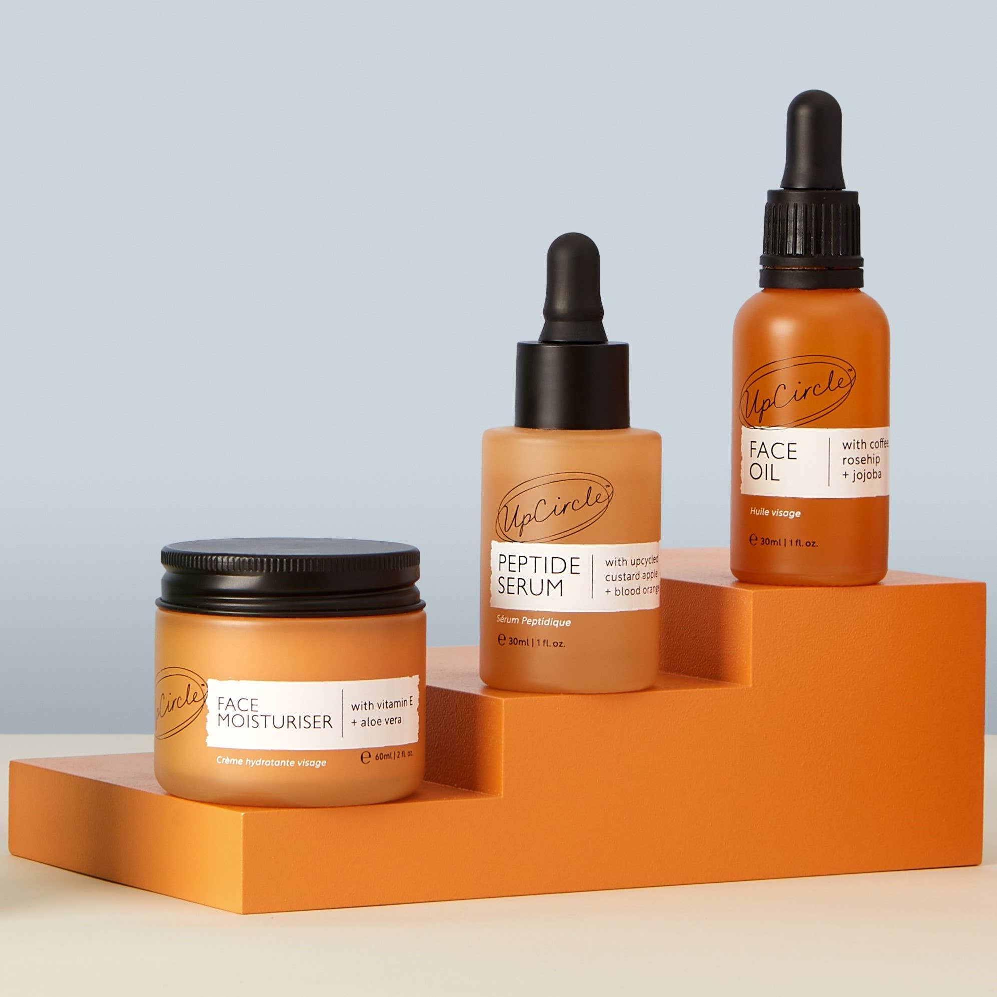 UpCircle USA - Vente Huile pour le visage - Huile pour le visage au café biologique végan stimulant le collagène + églantier7