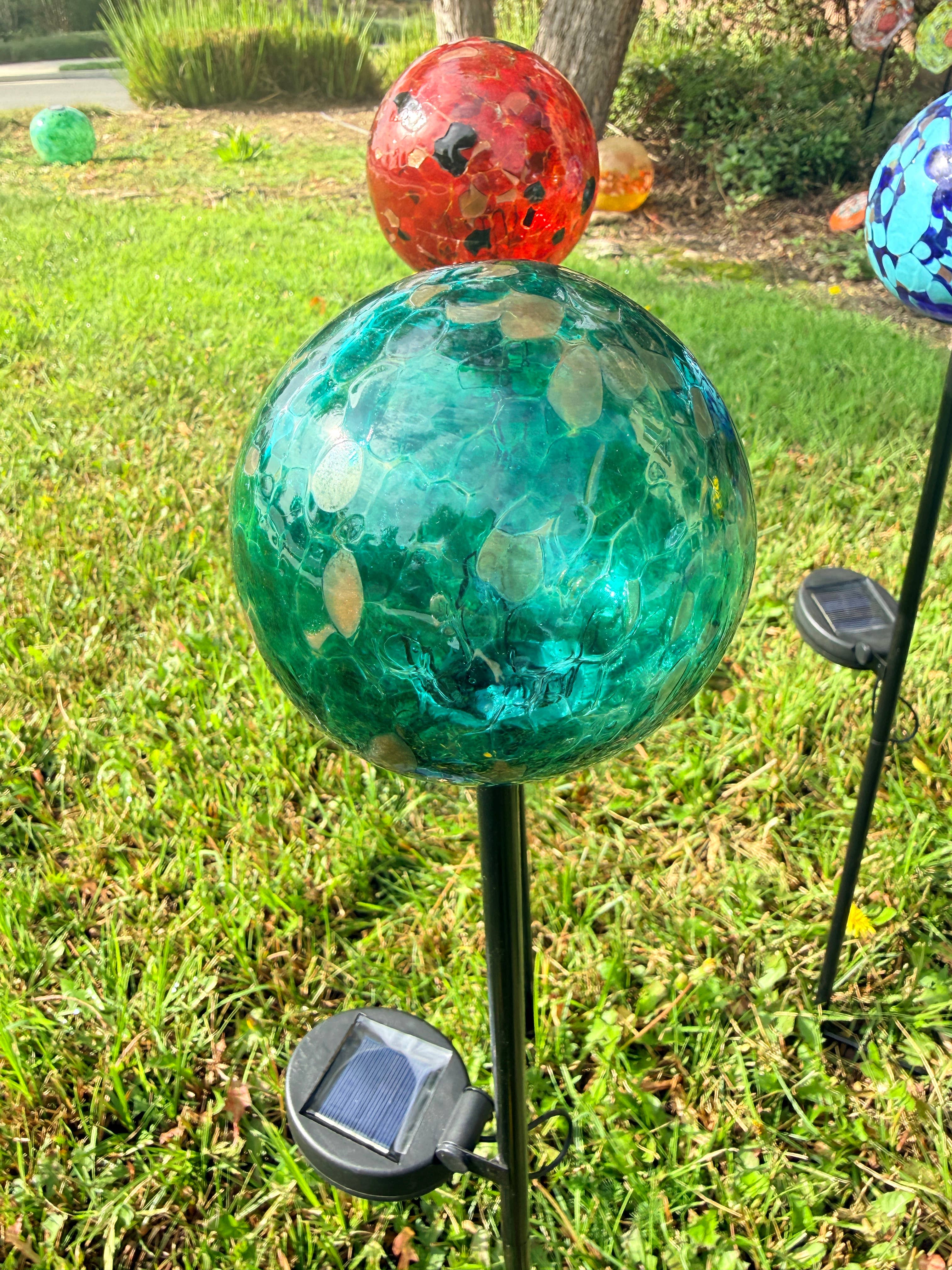 ApricotMint - Wholesale Garden/Lawn Stake - 4" Assorted Solar LED Orb Stake9