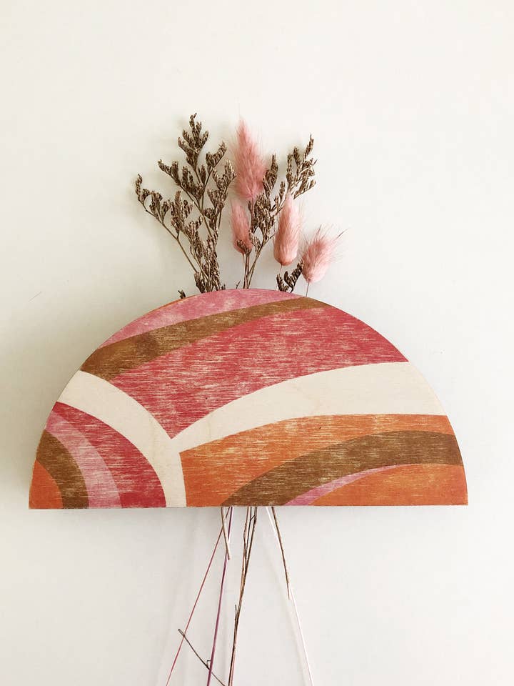 Vaso da parete a cupola astratta per la vendita all'ingrosso da parte di Stacy Wong