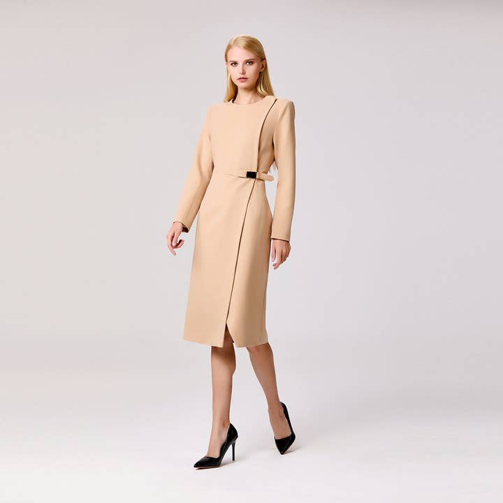 Minimalistisk omlottklänning med sidospänne för wholesale av Smart and Joy